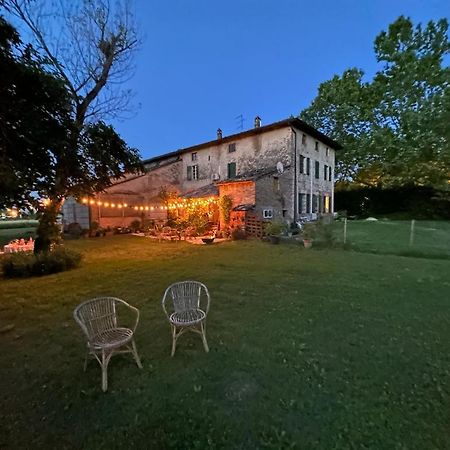 B&B Ostria Vento Medesano Exteriör bild
